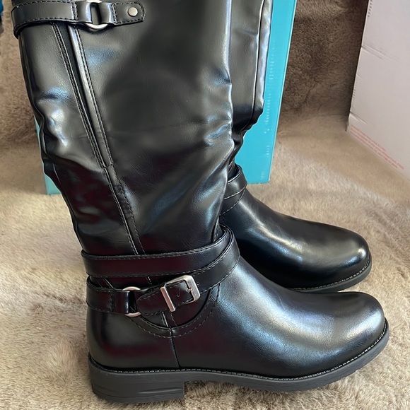 Baretraps - Ladies Riding Boot - Picture 2 of 14